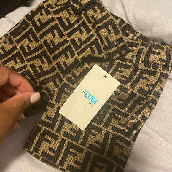 Fendi infant boy shorts - Picture 3 of 8